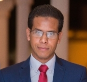 د/ أحمد عصمت